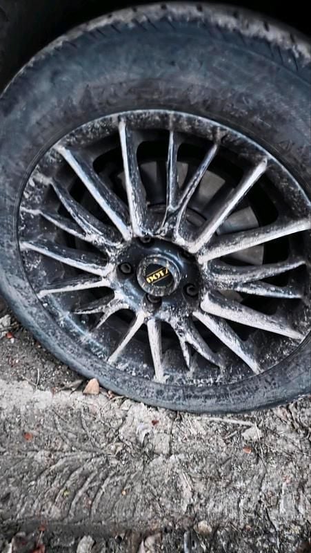 Gebraucht 2005 VW Touran Van / Kleinbus | 1.800 € (Fairer Preis) - Bild 1/4