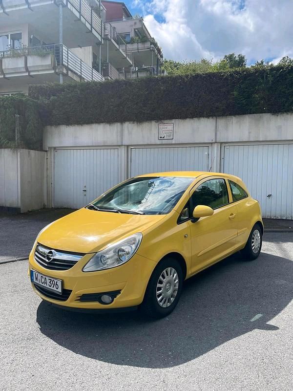Gelb Gebraucht 2007 Opel Corsa Kleinwagen | 1.700 € (Guter Preis) - Bild 1/4
