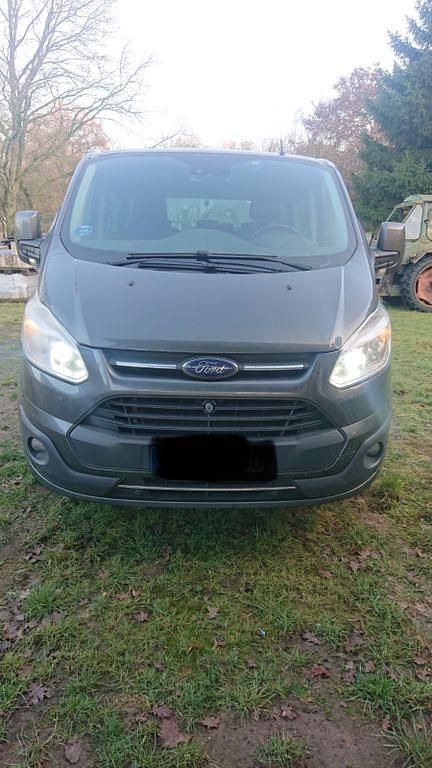 Gebraucht Ford Tourneo 131 PS (96 kW) 2016 Grau Van / Kleinbus