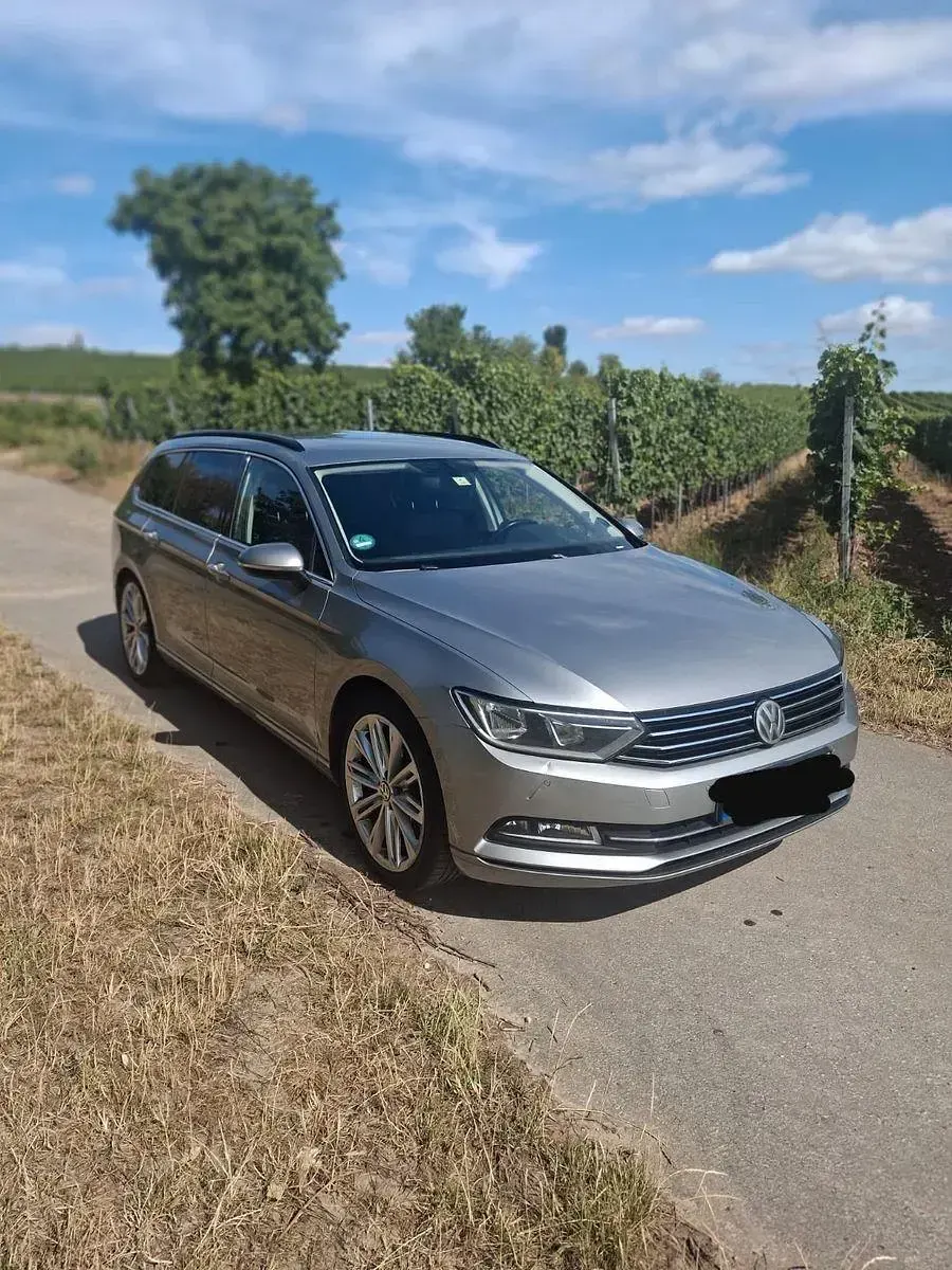 Gebraucht VW Passat Comfortline 150 PS (110 kW) 2015 Grau Kombi