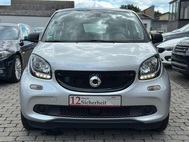 Gebraucht Smart ForFour Electric Drive 60 kW (82 PS) 2018 Schwarz Limousine