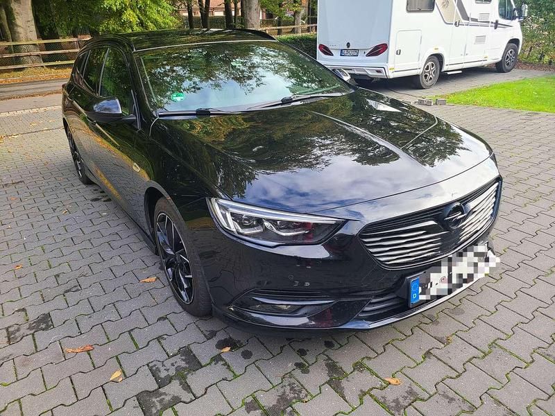 Gebraucht Opel Insignia Exklusiv 209 PS (153 kW) 2018 Schwarz Kombi