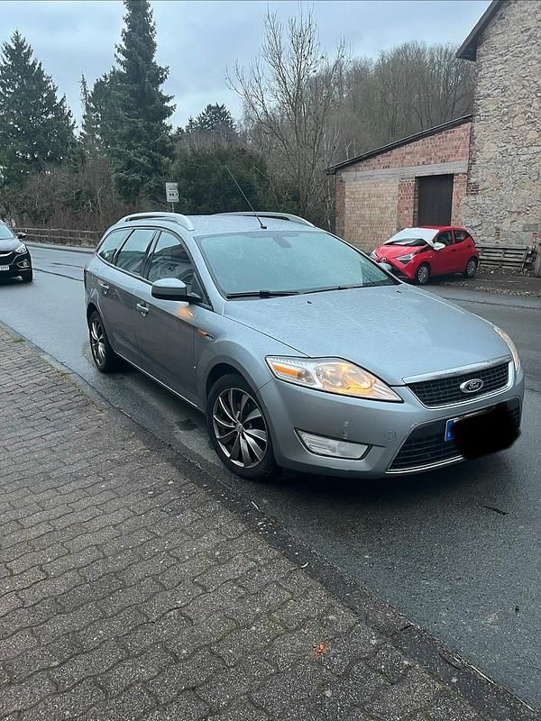 Gebraucht Ford Mondeo 140 PS (102 kW) 2009 Grau Kombi