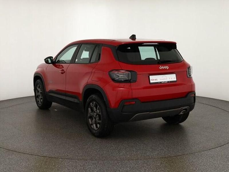 Usado Jeep Avenger 101 HP (74 kW) 2024 Vermelho SUV