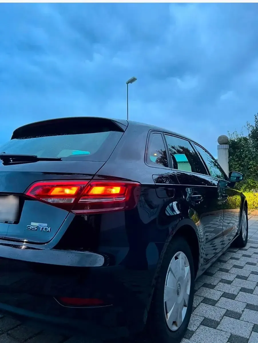 Gebraucht Audi A3 150 PS (110 kW) 2020 Schwarz Limousine