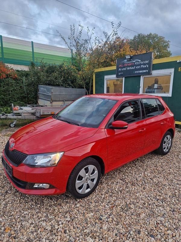 Rot Gebraucht 2018 Skoda Fabia Cool Plus Kleinwagen | 4.950 € (Superpreis) - Bild 1/4