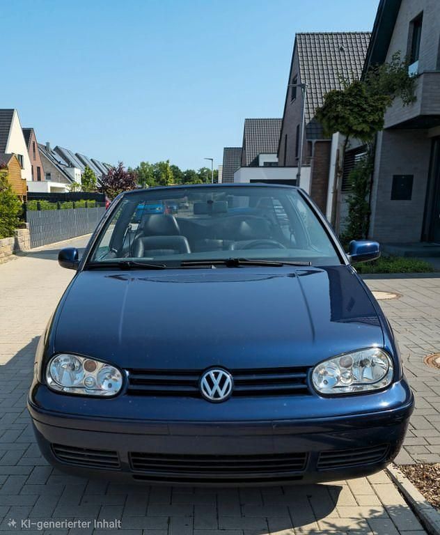 Gebraucht VW Golf Cabriolet Highline 116 PS (85 kW) 2001 Blau Cabrio