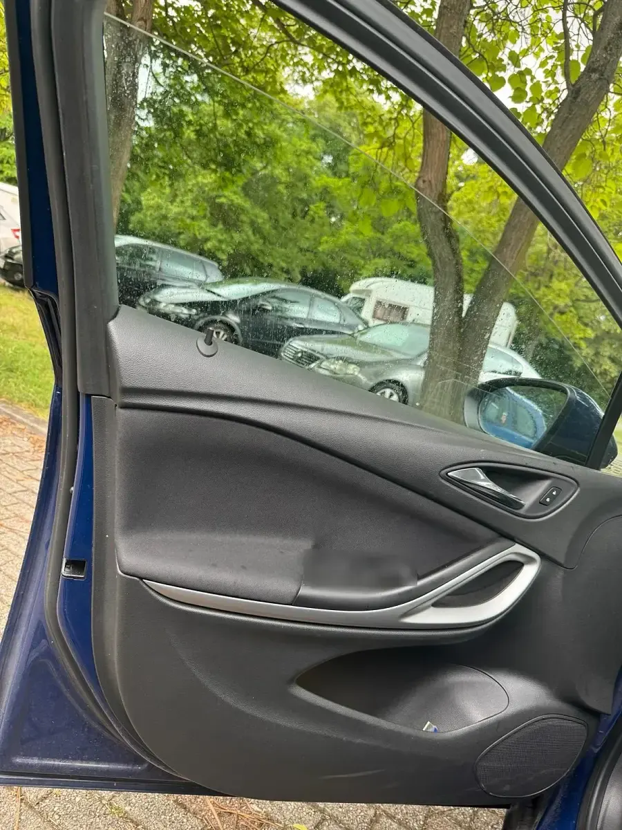 Gebraucht Opel Astra 150 PS (110 kW) 2019 Blau Limousine