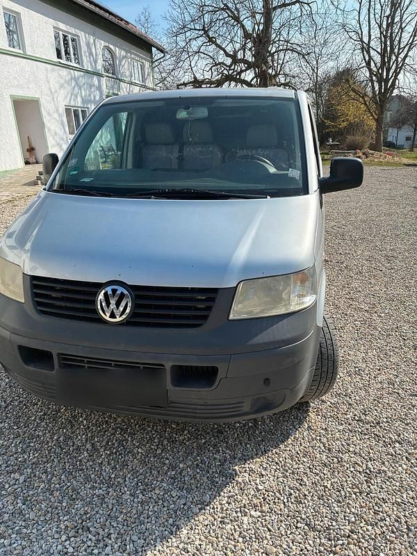 Second-hand VW Transporter 130 CP (95 kW) 2007 Van