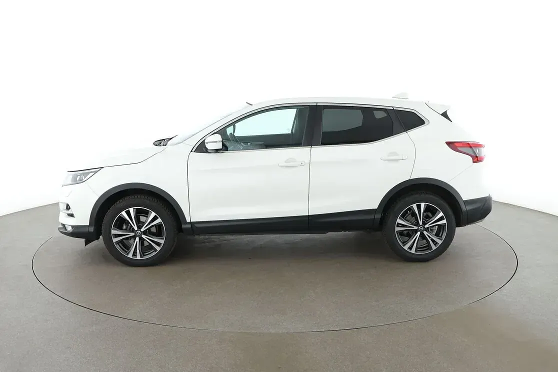 Gebraucht Nissan Qashqai N-Connecta 140 PS (102 kW) 2019 Weiß SUV