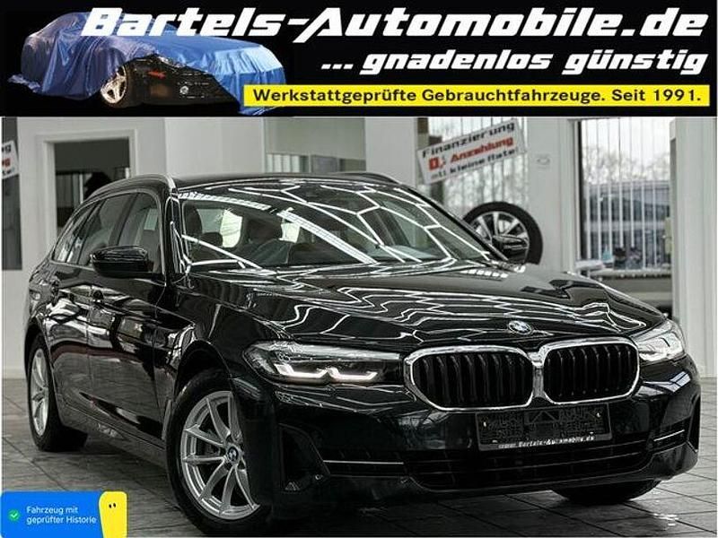 Gebraucht BMW 520 Basis 190 PS (139 kW) 2022 Black sapphire metallic Kombi
