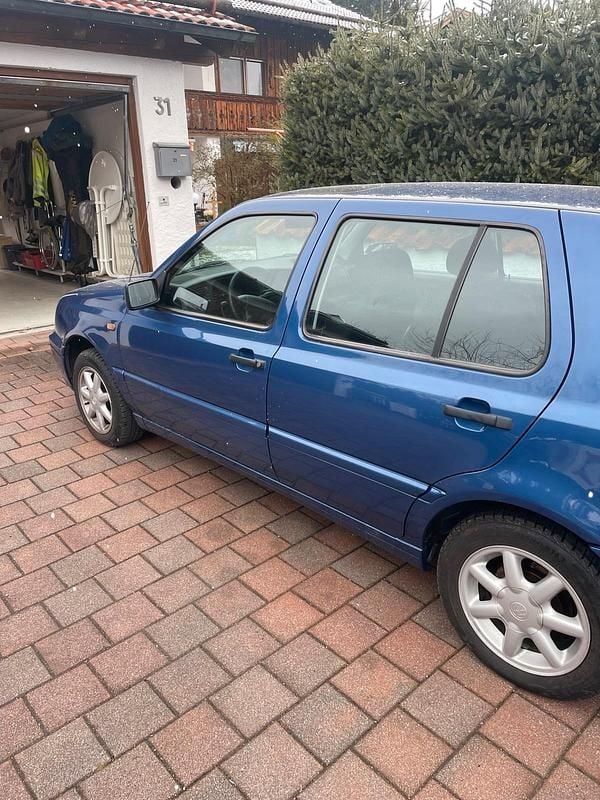 Gebraucht VW Golf III 75 PS (55 kW) 1997 Blau Limousine