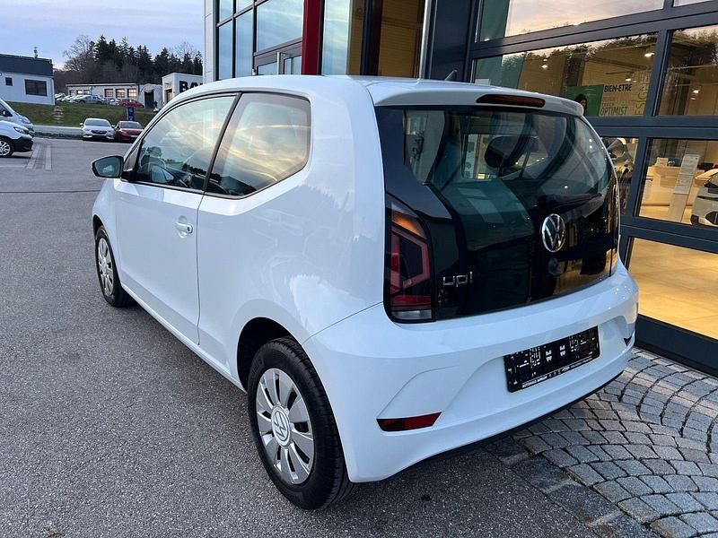 Gebraucht VW up! Basis 65 PS (47 kW) 2021 Weiß Kleinwagen