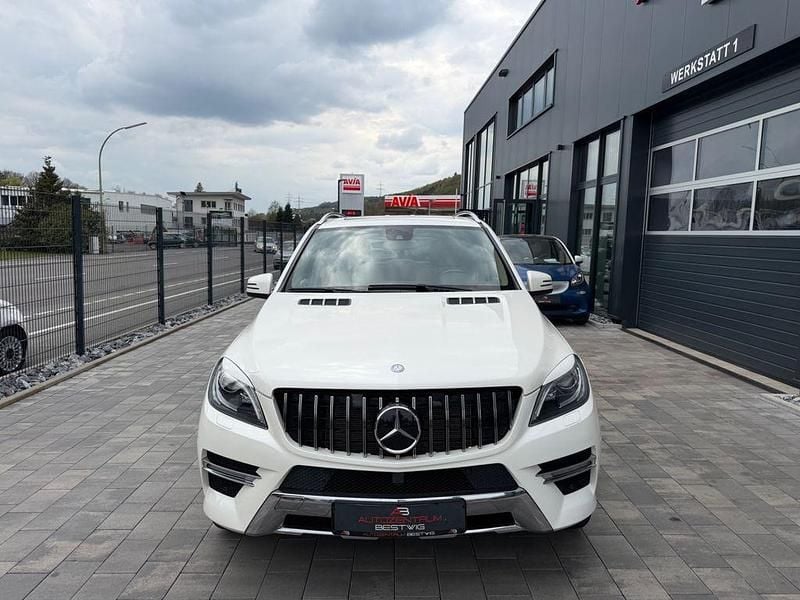 Gebraucht Mercedes ML500 408 PS (300 kW) 2013 Weiß SUV
