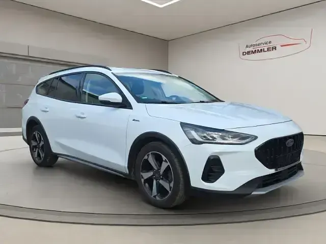 Używany Ford Focus 116 KM (85 kW) 2023 Biały Kombi
