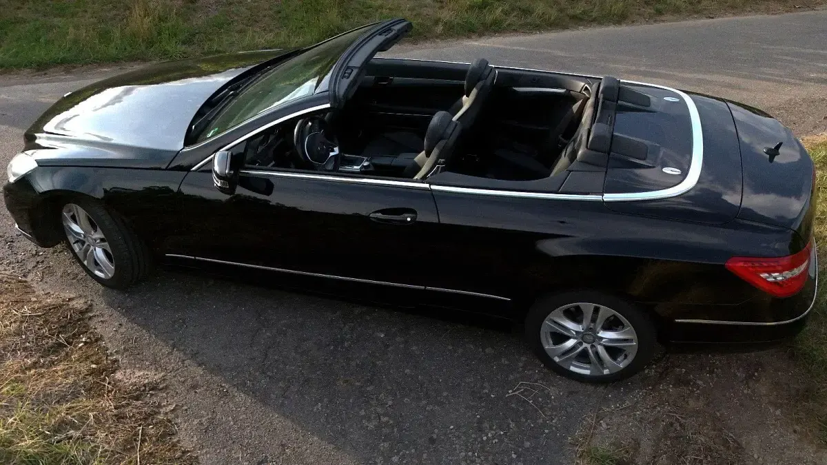 Gebraucht Mercedes E350 Avantgarde 265 PS (194 kW) 2012 Schwarz Cabrio