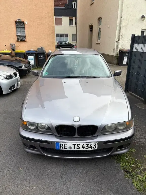 Gebraucht BMW 520 Performance 150 PS (110 kW) 1997 Silber Limousine