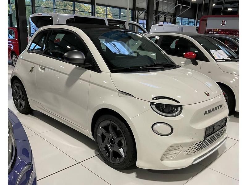 Neu Abarth 500C 114 kW (155 PS) 2026 Weiß Cabrio