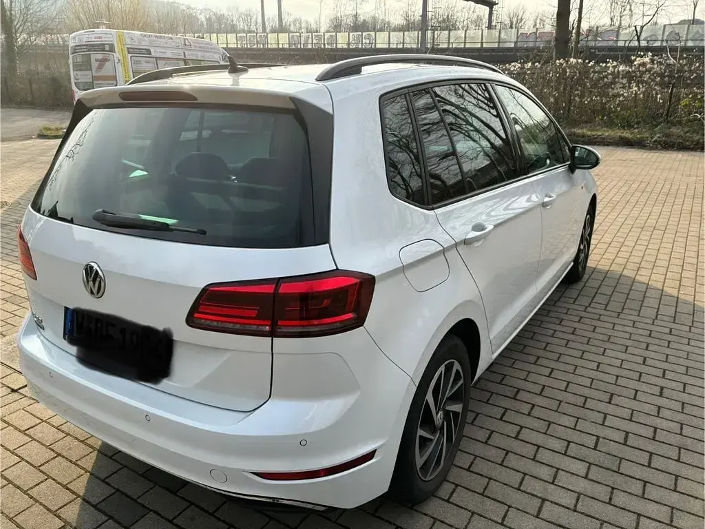 Gebraucht VW Golf Sportsvan Join 110 PS (80 kW) 2018 Weiß Van / Kleinbus