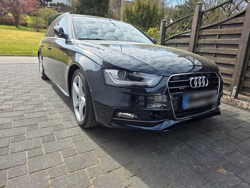 Gebraucht Audi A4 Ambition 170 PS (125 kW) 2014 Schwarz Kombi