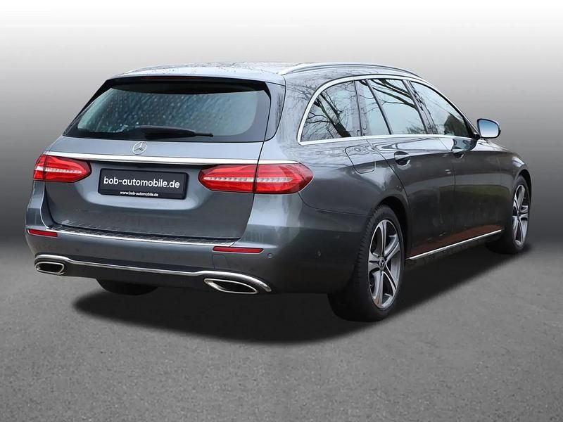 Gebraucht Mercedes E200 Avantgarde 197 PS (144 kW) 2019 Selenitgrau metallic (grau) Kombi