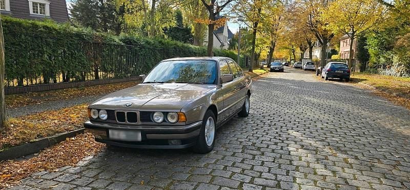 Gebraucht BMW 525 170 PS (125 kW) 1988 Beige Limousine