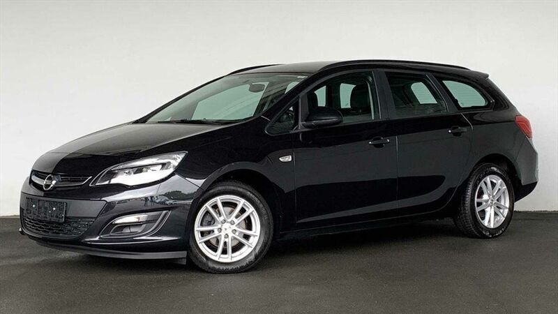 Gebraucht Opel Astra 116 PS (85 kW) 2015 Schwarz / graphitschwarz / metallic Kombi