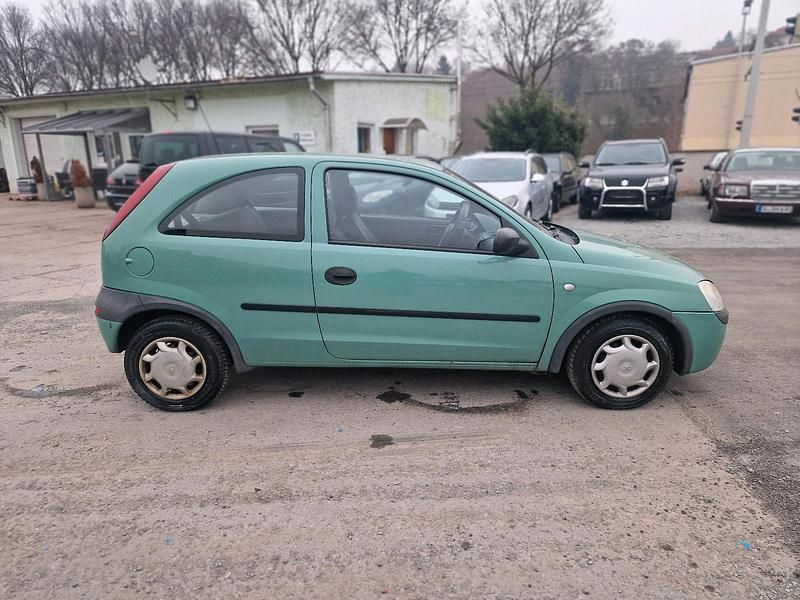 Gebraucht Opel Corsa 52 PS (38 kW) 2001 Grün Kleinwagen