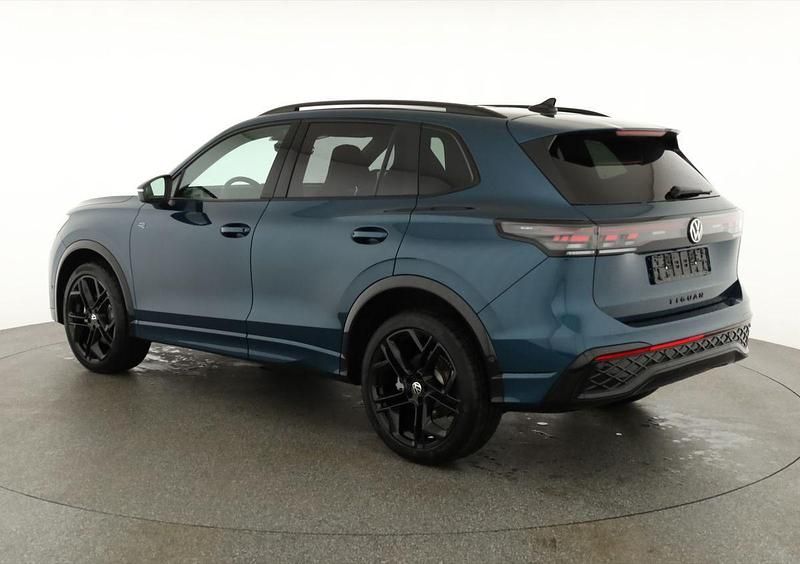 Neu VW Tiguan Style 2026 Nightshade blue metallic SUV