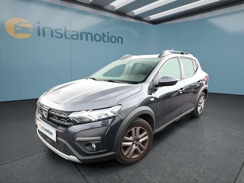 Grau Gebraucht 2021 Dacia Sandero Kleinwagen | 14.799 € (Fairer Preis) - Bild 1/4