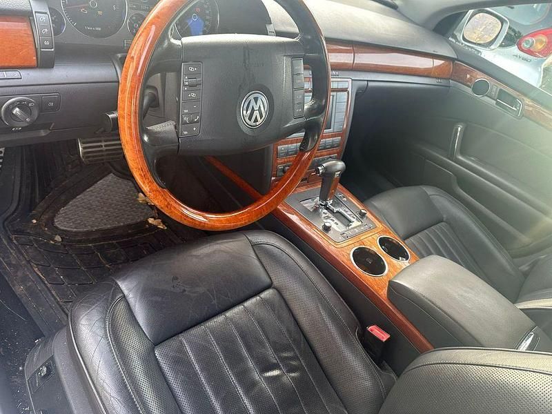 Silber Gebraucht 2006 VW Phaeton Limousine | 3.100 € (Superpreis) - Bild 1/4