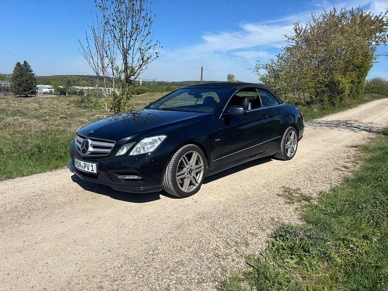 Second-hand Mercedes 350 265 CP (194 kW) 2012 Negru Cabrio