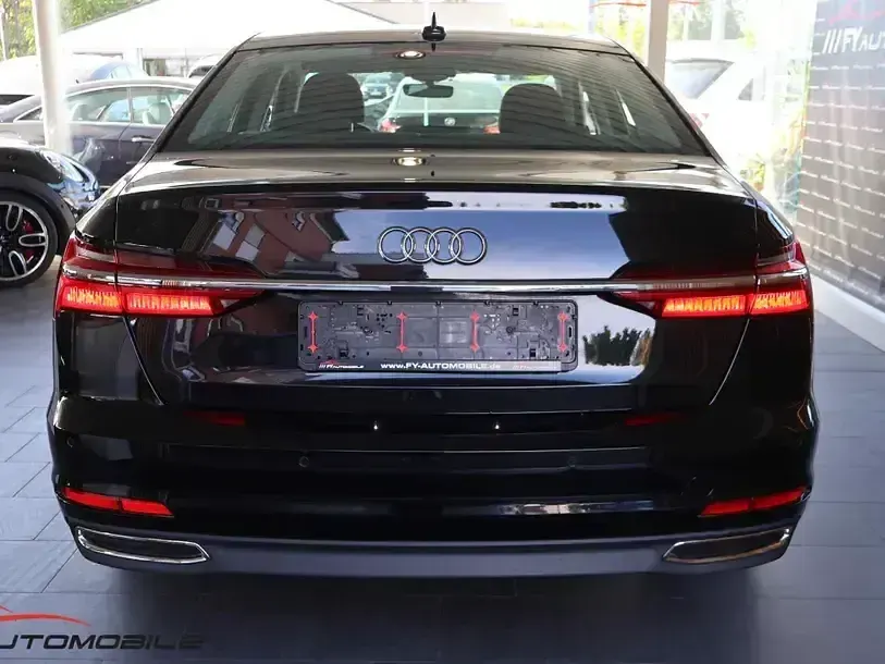 Gebraucht Audi A6 Basis 204 PS (150 kW) 2022 Brillantschwarz Limousine