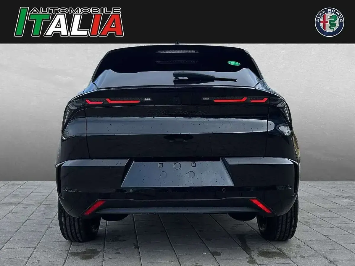 Gebraucht Alfa Romeo Junior Ti 114 kW (156 PS) 2026 Schwarz SUV