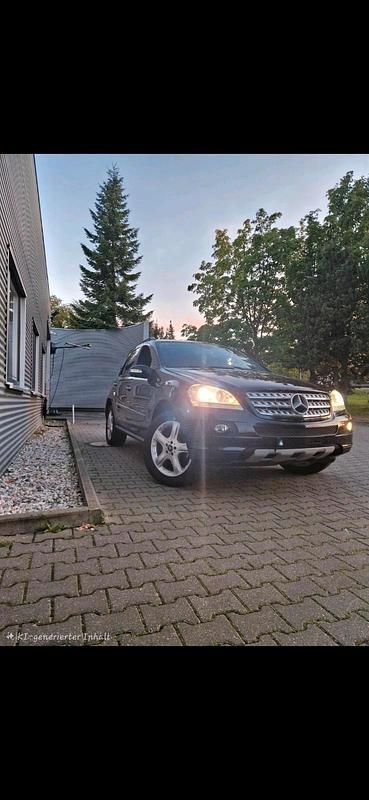 Gebraucht Mercedes 320 224 PS (164 kW) 2007 Schwarz SUV