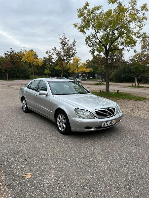 Silber Gebraucht 1999 Mercedes S320 Limousine | 2.550 € (Superpreis) - Bild 1/4
