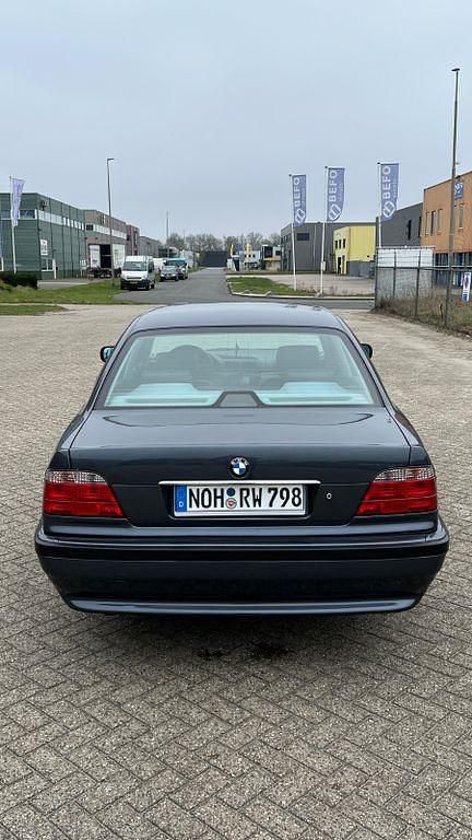 Gebraucht BMW 728 193 PS (141 kW) 1996 Grau Limousine