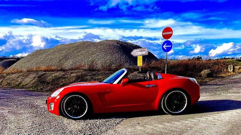 Gebraucht Opel GT 264 PS (194 kW) 2008 Rot Cabrio