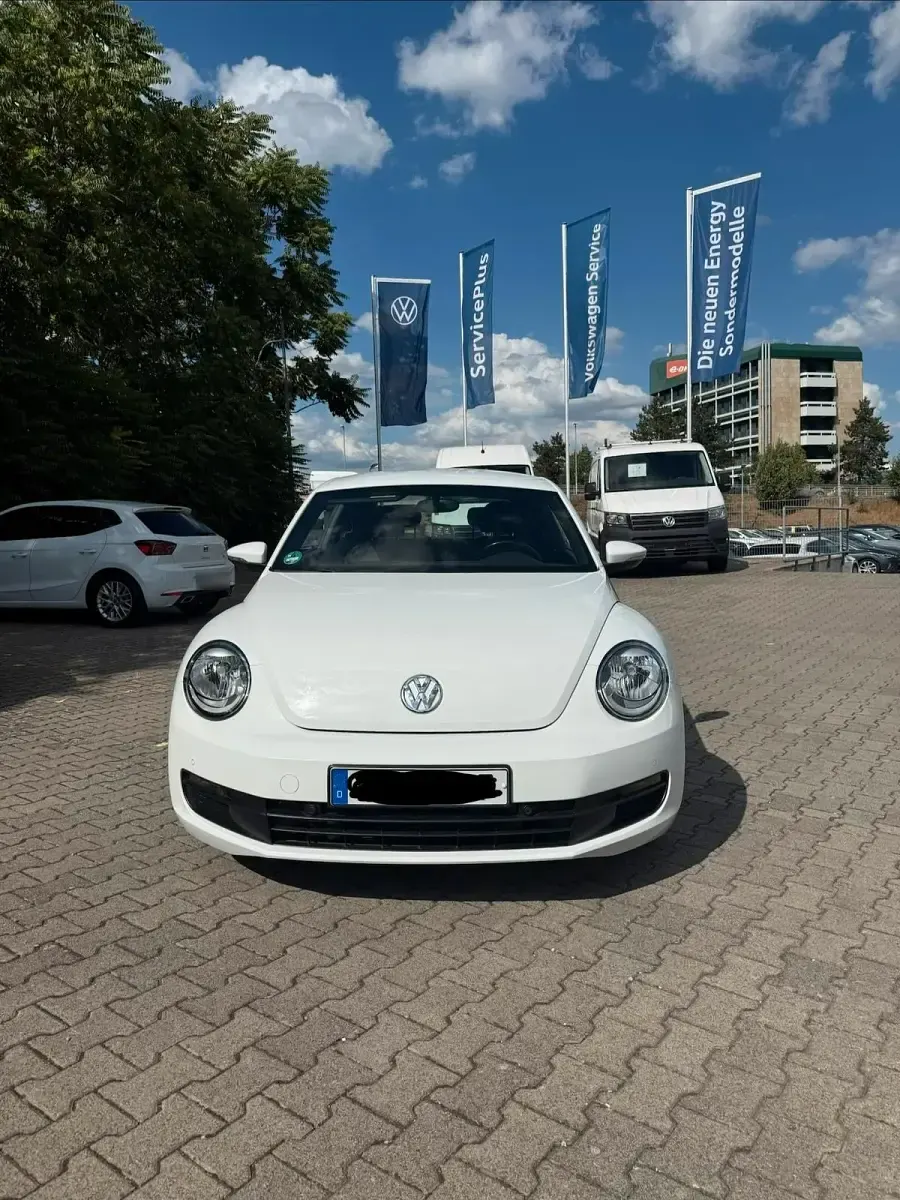 Gebraucht VW Beetle 105 PS (77 kW) 2016 Weiß Kleinwagen