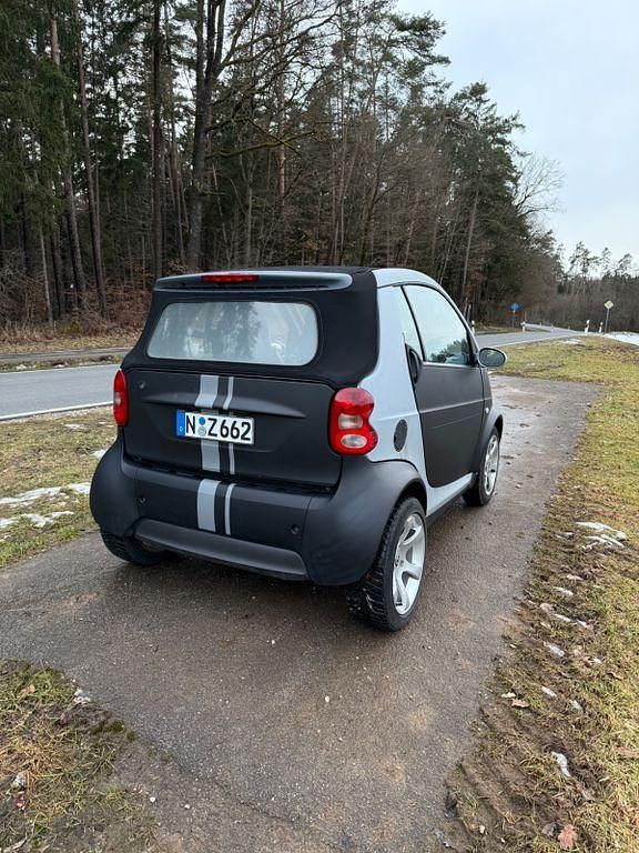 Gebraucht Smart ForTwo Cabrio Pure 54 PS (39 kW) 2002 Schwarz Cabrio