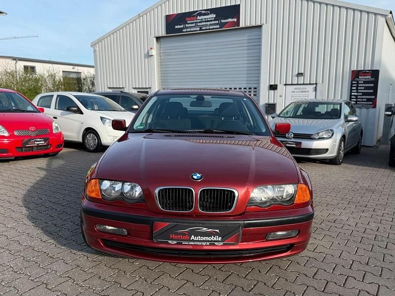 Gebraucht BMW 316 105 PS (77 kW) 2000 Rot Limousine