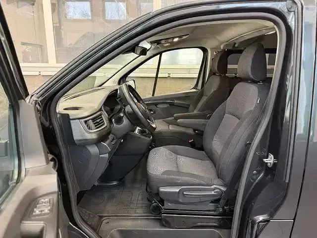 Brugt Renault Trafic 150 HK (110 kW) 2024 Grå MPV