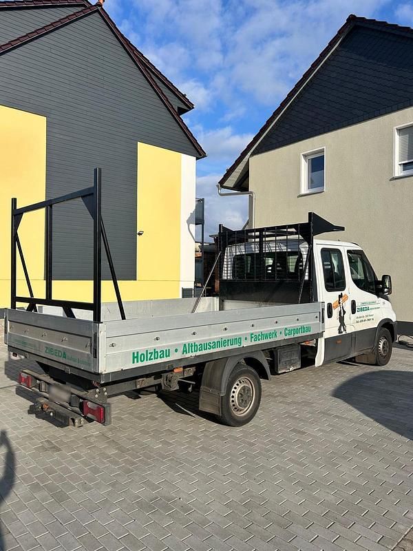 Gebraucht Iveco Daily 2021 Weiß Limousine