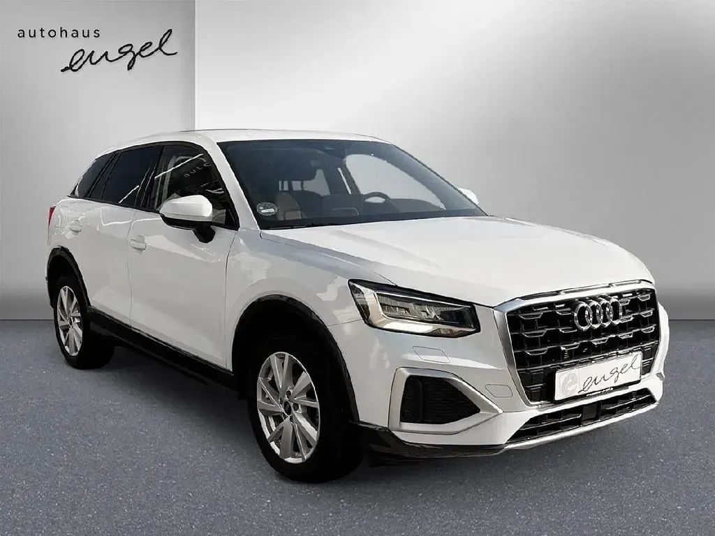 Gebraucht Audi Q2 Advanced 150 PS (110 kW) 2025 Gletscherweiß metallic SUV