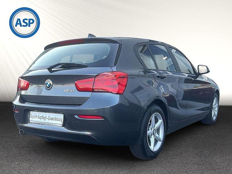 Gebraucht BMW 116 Advantage 116 PS (85 kW) 2016 Grau (mineralgrau metallic) Kleinwagen
