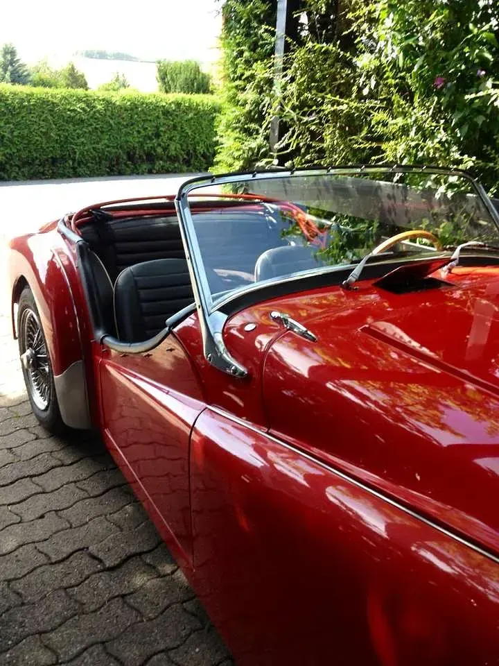 Gebraucht Triumph TR3 101 PS (74 kW) 1957 Rot Cabrio