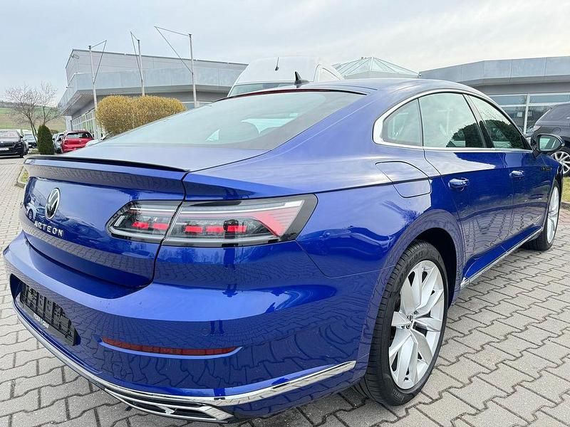Gebraucht VW Arteon R-line 190 PS (139 kW) 2022 Blau Limousine