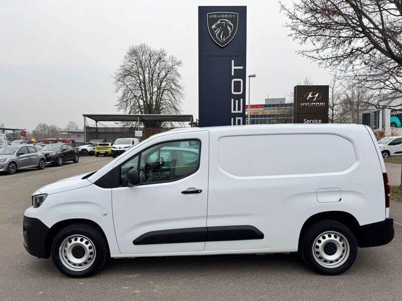 Gebraucht Peugeot Partner Premium 102 PS (75 kW) 2023 Othercolor Van / Kleinbus