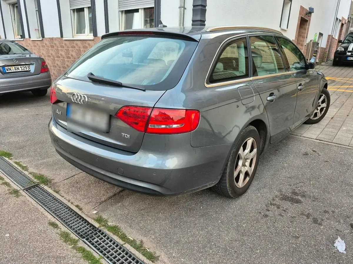 Gebraucht Audi A4 150 PS (110 kW) 2013 Silber Kombi