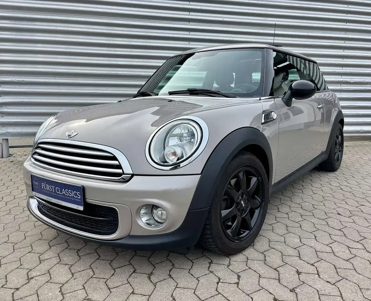 Gebraucht Mini One D 90 PS (66 kW) 2013 Rooftop grey metallic Kleinwagen